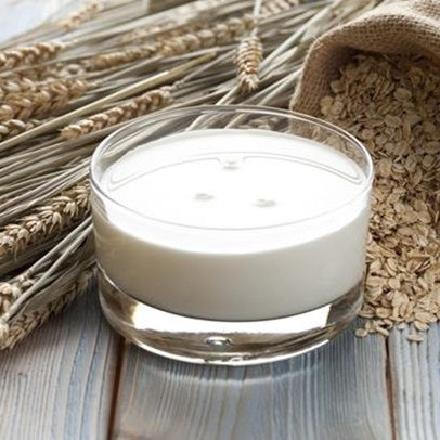 Beneficios de la leche de avena y propiedades de esta bebida vegetal